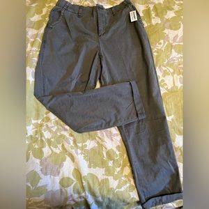 NWT Old Navy Easy Chino Pants